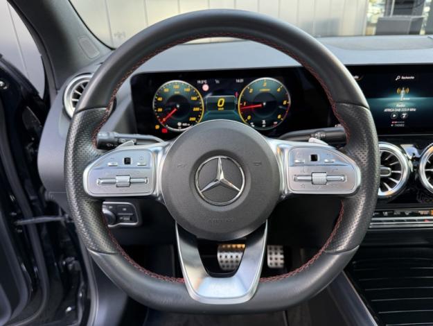 MERCEDES-BENZ GLA 200 d AMG Line  