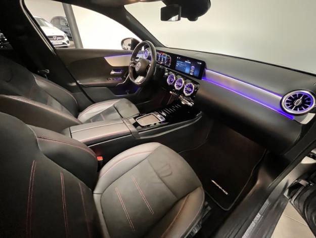 MERCEDES-BENZ Classe A 200 d AMG Line  
