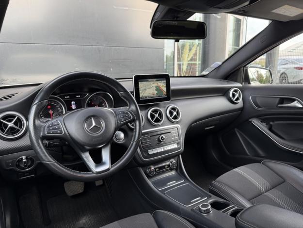 MERCEDES-BENZ Classe A A 180 d Intuition  