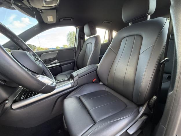 MERCEDES-BENZ GLA 200 d Progressive Line  GLA 200 d Progressive Line