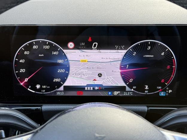 MERCEDES-BENZ GLA 200 d Progressive Line  GLA 200 d Progressive Line
