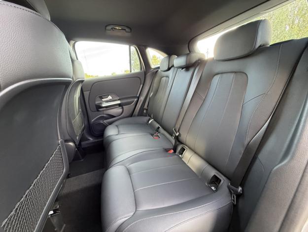 MERCEDES-BENZ GLA 200 d Progressive Line  GLA 200 d Progressive Line