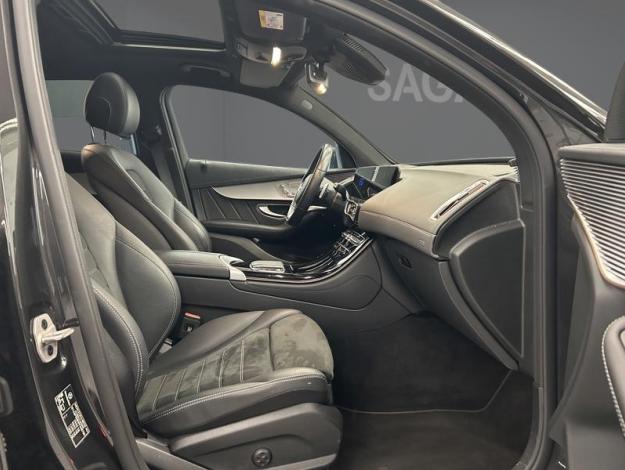 MERCEDES-BENZ EQC 400 4MATIC AMG Line  