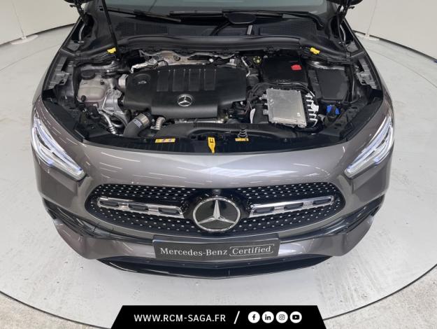 MERCEDES-BENZ GLA 200 d AMG Line  