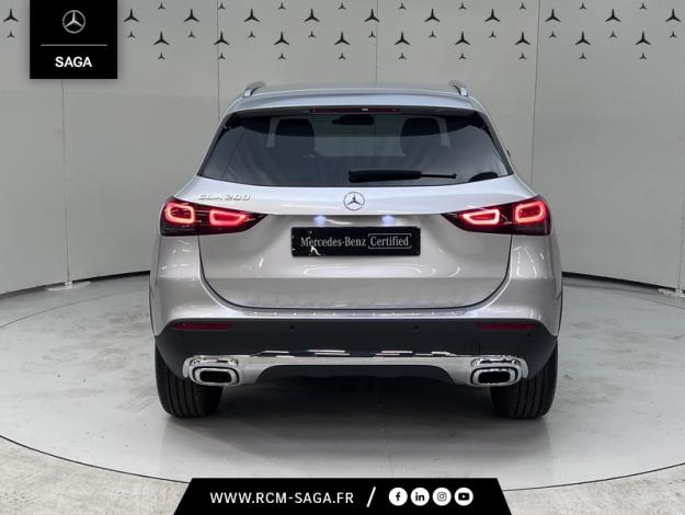 MERCEDES-BENZ GLA 200 Progressive Line  