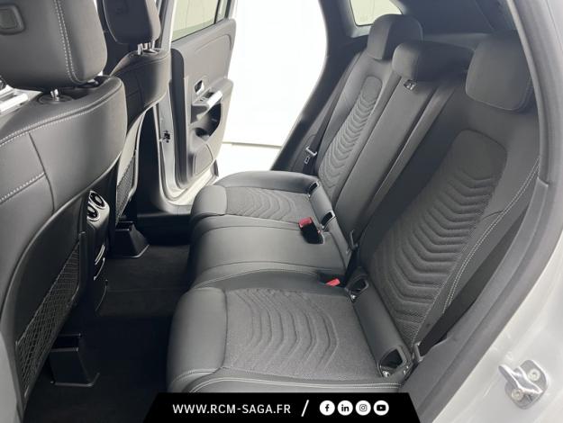 MERCEDES-BENZ GLA 200 Progressive Line  