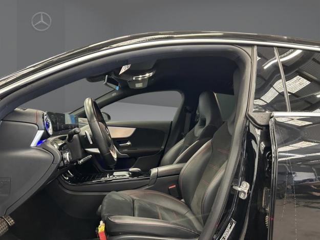 MERCEDES-BENZ CLA 250 e Shooting Brake AMG Line  