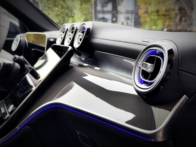 MERCEDES-BENZ GLC Coupé GLC 300 de Hybrid EQ 4MATIC Coupé AMG Line +  GLC 300 d e Hybrid EQ 4MATIC Coupé AMG Line +
