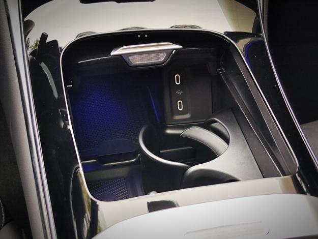MERCEDES-BENZ GLC Coupé GLC 300 de Hybrid EQ 4MATIC Coupé AMG Line +  GLC 300 d e Hybrid EQ 4MATIC Coupé AMG Line +