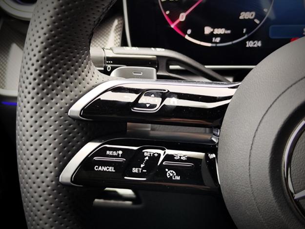 MERCEDES-BENZ GLC Coupé GLC 300 de Hybrid EQ 4MATIC Coupé AMG Line +  GLC 300 d e Hybrid EQ 4MATIC Coupé AMG Line +
