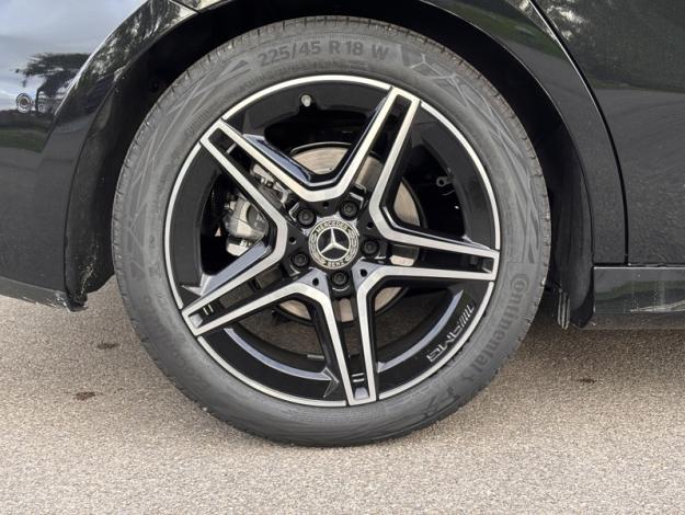 MERCEDES-BENZ Classe A 180 AMG Line  Classe A 180 AMG Line