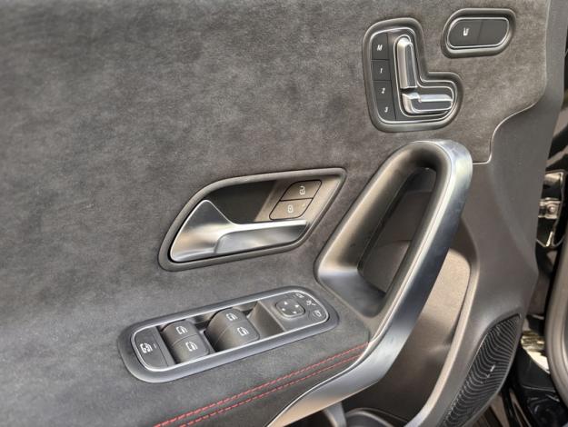 MERCEDES-BENZ Classe A 180 AMG Line  Classe A 180 AMG Line