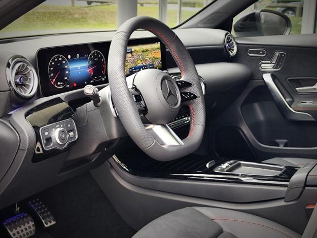 MERCEDES-BENZ Classe A 180 AMG Line  Classe A 180 AMG Line