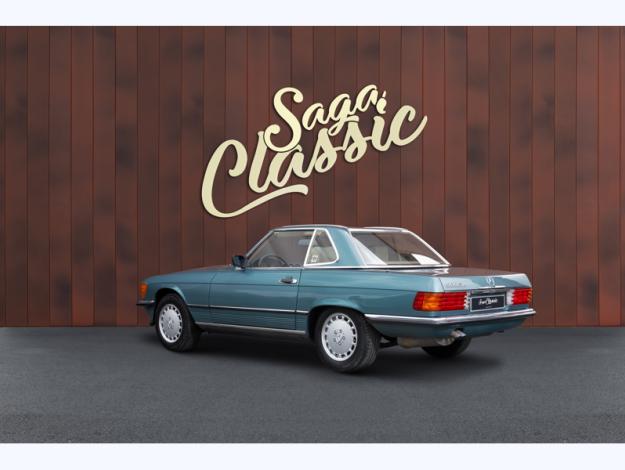 MERCEDES-BENZ 560 SL   