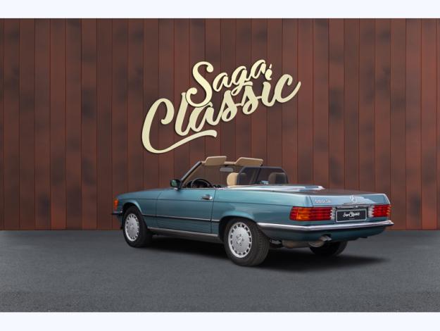 MERCEDES-BENZ 560 SL   