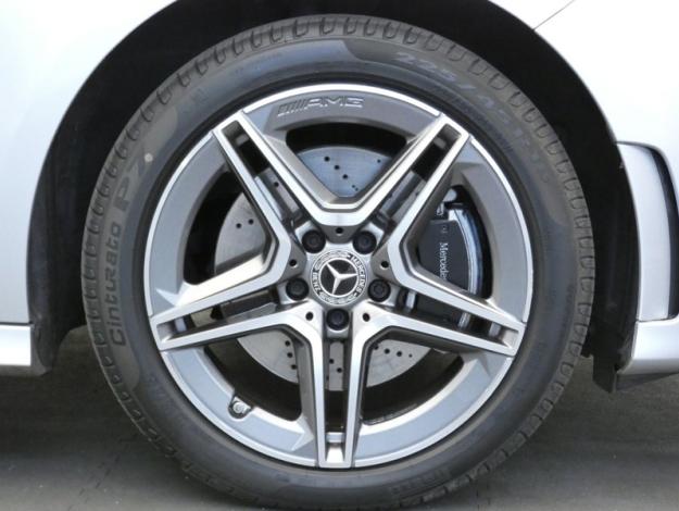 MERCEDES-BENZ Classe A 250 e Berline AMG Line AMG Line 