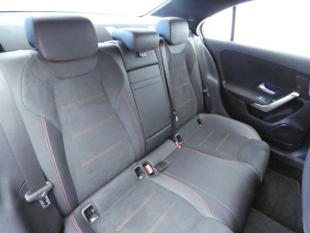 MERCEDES-BENZ Classe A 250 e Berline AMG Line AMG Line 