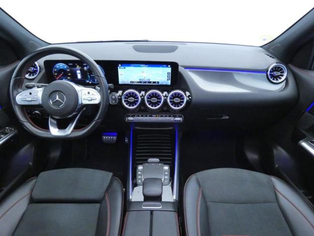 MERCEDES-BENZ GLA 200 d AMG Line  