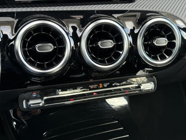 MERCEDES-BENZ Classe A 180 d Style Line  Classe A/177 Classe A 180 d Style Line