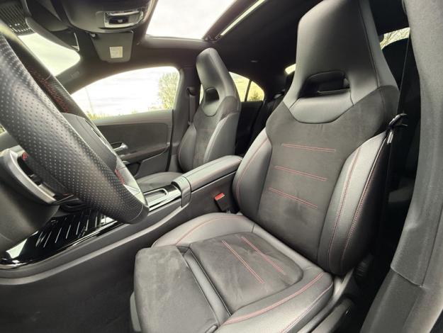 MERCEDES-BENZ CLA Coupé CLA 200 d Coupé AMG Line  