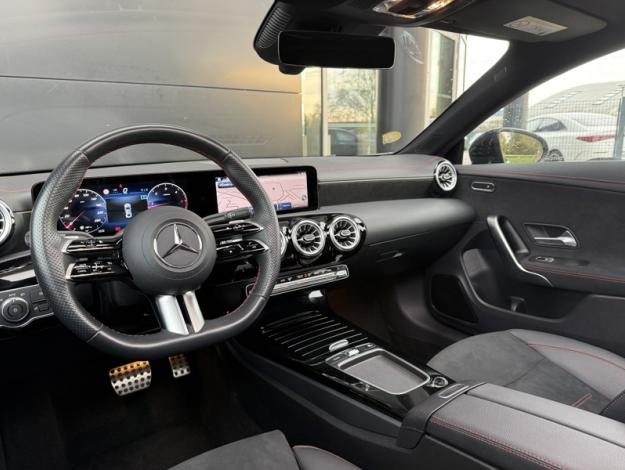 MERCEDES-BENZ CLA Coupé CLA 200 d Coupé AMG Line  