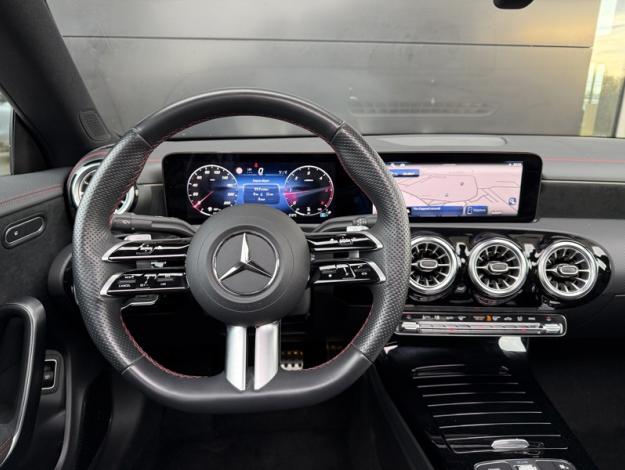 MERCEDES-BENZ CLA Coupé CLA 200 d Coupé AMG Line  