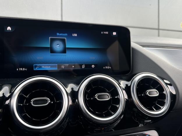 MERCEDES-BENZ GLA 200 d  Business Line  