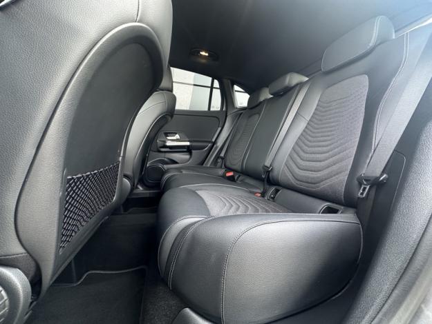MERCEDES-BENZ GLA 200 d  Business Line  