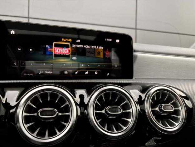 MERCEDES-BENZ Classe A 200 d Berline AMG Line  Classe A Berline / V1771 Classe A 200 d Berline AMG Line