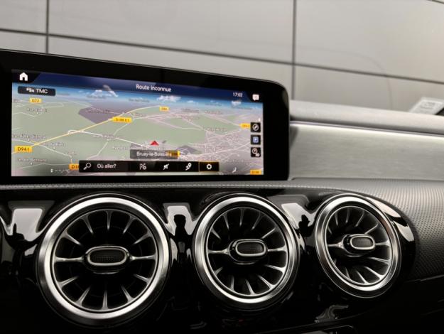 MERCEDES-BENZ Classe A 200 d Berline AMG Line  Classe A Berline / V1771 Classe A 200 d Berline AMG Line