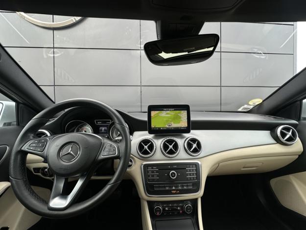 MERCEDES-BENZ GLA 180 d Activity Edition  