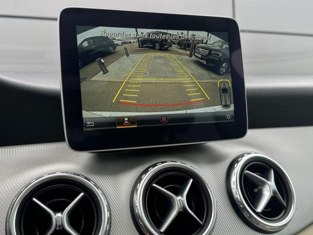 MERCEDES-BENZ GLA 180 d Activity Edition  