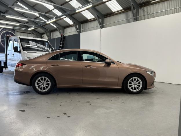 MERCEDES-BENZ CLA 180 Coupé Business  