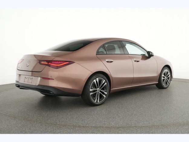 MERCEDES-BENZ CLA 180 Coupé Facelift Pack Night Toit Pano  
