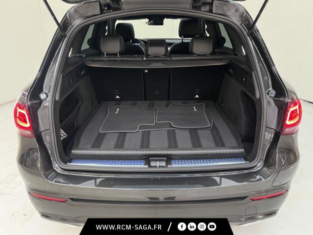 MERCEDES-BENZ GLC SUV GLC 300e 4MATIC SUV AMG Line  