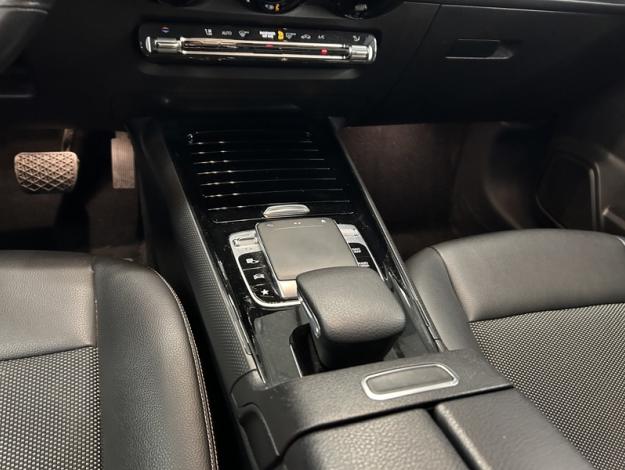 MERCEDES-BENZ GLB-Klasse GLB 180 d Business Solution