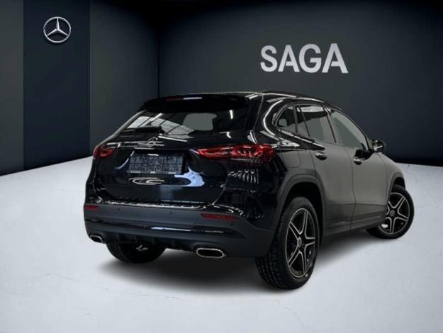 MERCEDES-BENZ GLA 250 e  