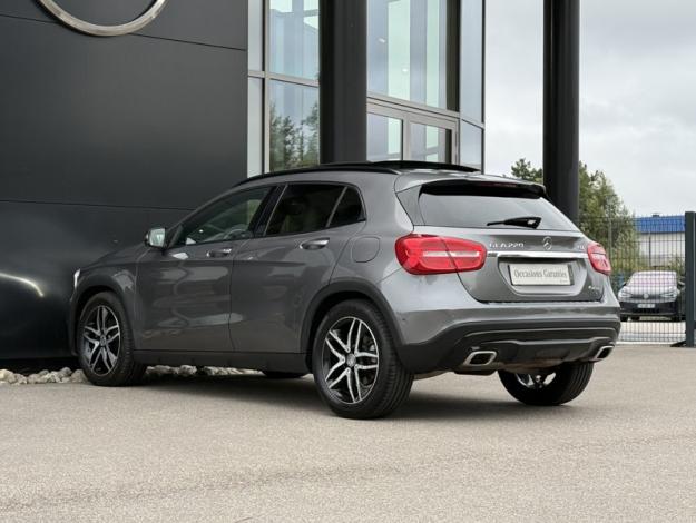 MERCEDES-BENZ GLA 220 CDI 4MATIC Sport Utility Vehicle  