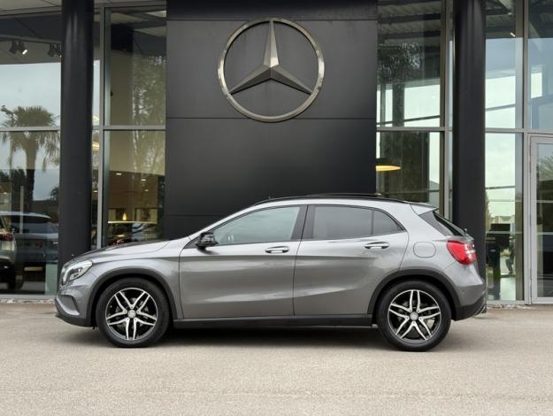 MERCEDES-BENZ GLA 220 CDI 4MATIC Sport Utility Vehicle  