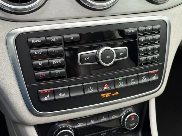 MERCEDES-BENZ GLA 220 CDI 4MATIC Sport Utility Vehicle  