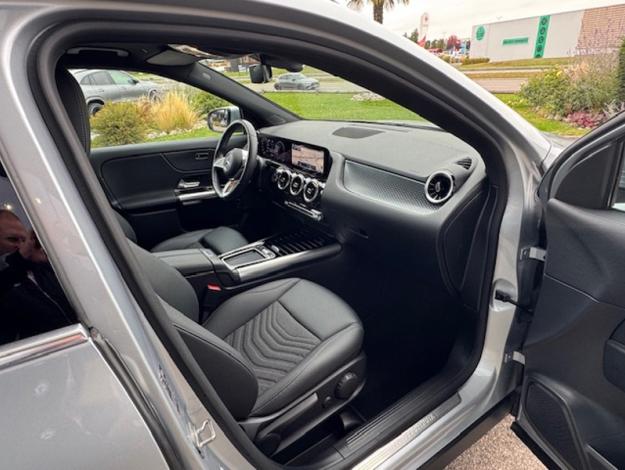 MERCEDES-BENZ GLA 200 Progressive Line  GLA 200 Progressive Line