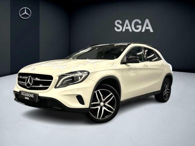 MERCEDES-BENZ GLA 180 Urban Boite Auto Toit Pano  