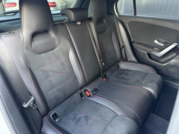 MERCEDES-BENZ Classe A 180 d AMG Line  
