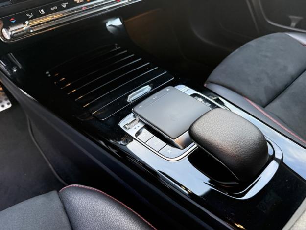 MERCEDES-BENZ Classe A 180 d AMG Line  