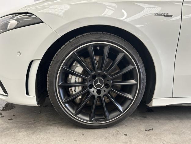 MERCEDES-BENZ A 35 AMG A 4MATIC Toit Pano  