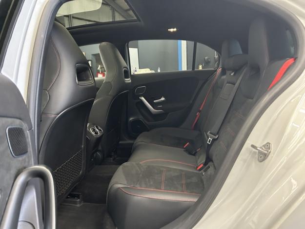 MERCEDES-BENZ A 35 AMG A 4MATIC Toit Pano  