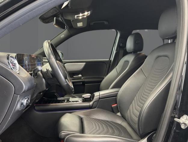 MERCEDES-BENZ GLB 200 Business Line  