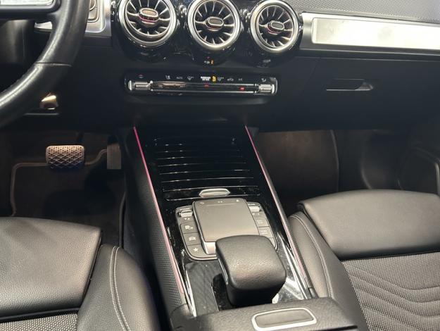 MERCEDES-BENZ GLB 200 Business Line  