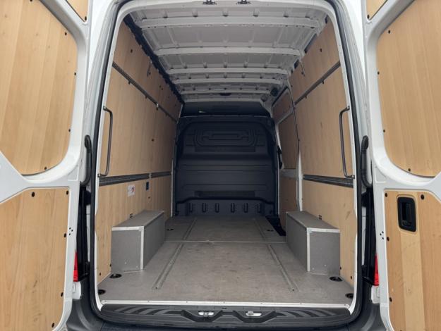 MERCEDES-BENZ Sprinter 317 CDI Fourgon L2H2  Sprinter 317 CDI Fourgon L2 RWD