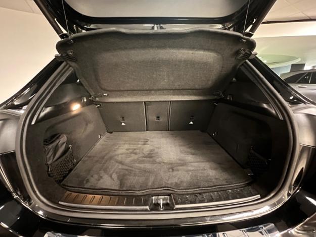 MERCEDES-BENZ GLA 200 Progressive Line  GLA 200 Progressive Line